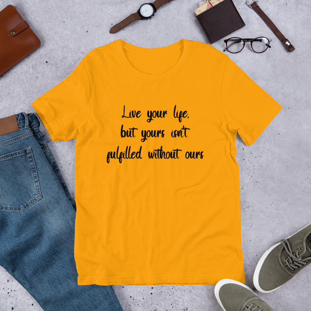 S/S T-Shirt with "Live Your Life" Design