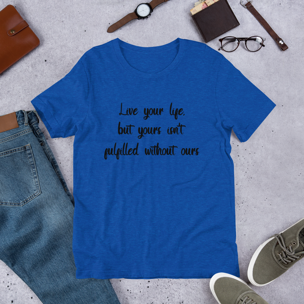 S/S T-Shirt with "Live Your Life" Design