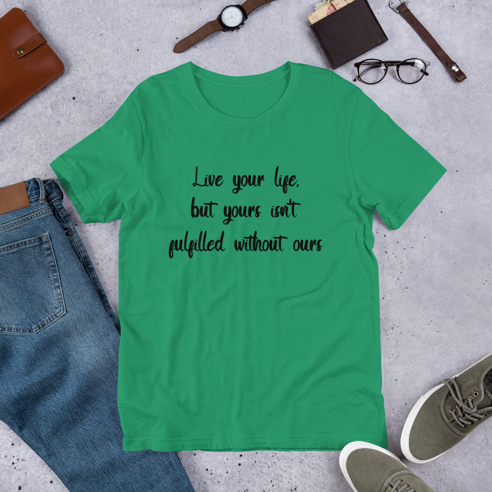 S/S T-Shirt with "Live Your Life" Design