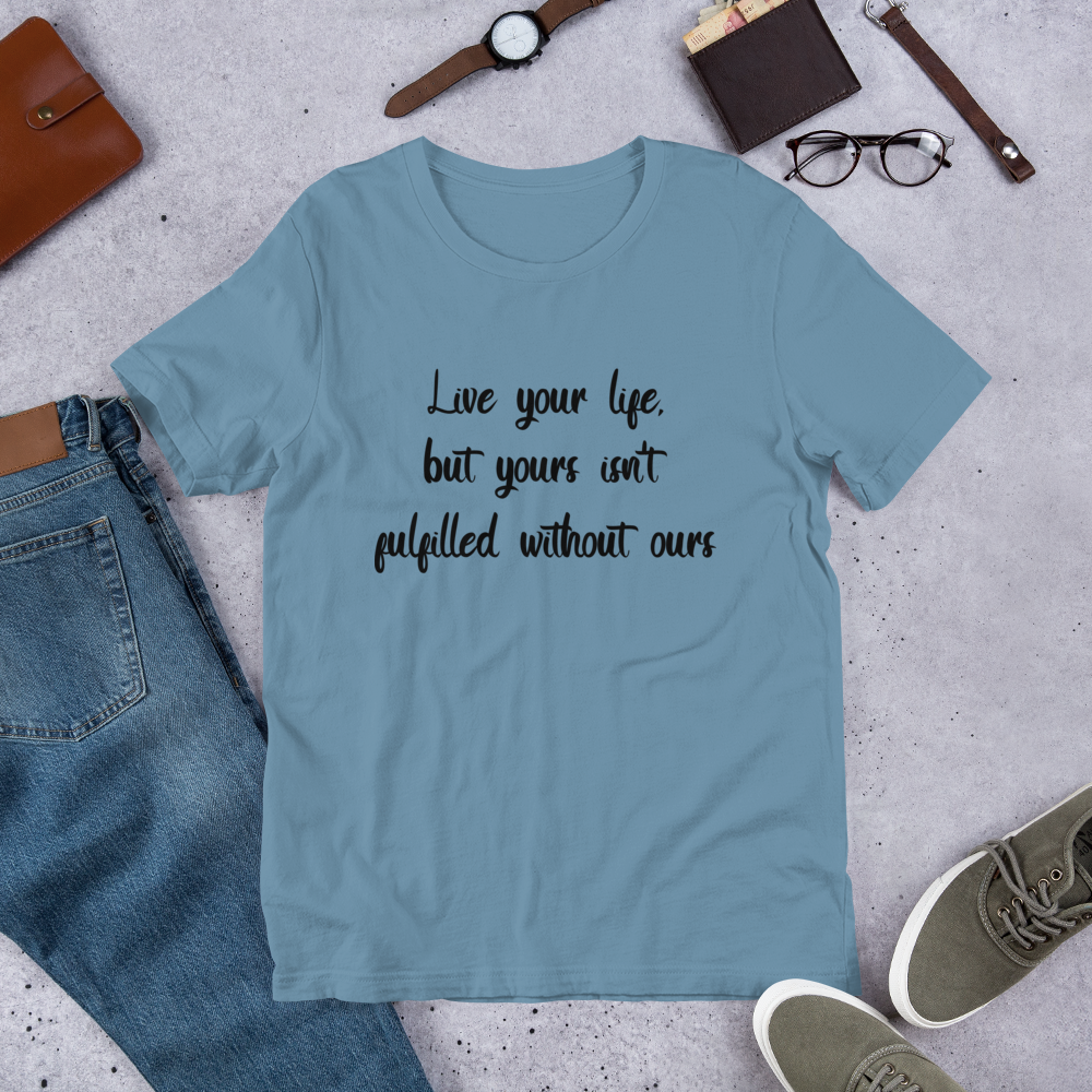 S/S T-Shirt with "Live Your Life" Design